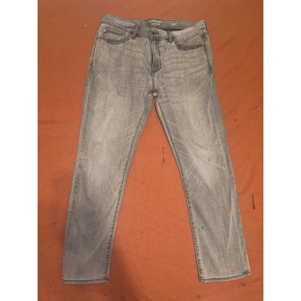 Banana Republic Travel Jeans Men's 34x30* Gray Slim Fit Straight Leg Denim Pants